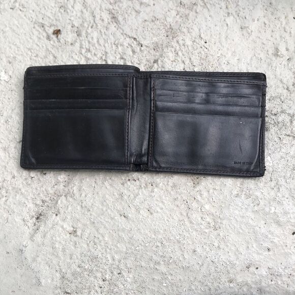 Vintage Fendi wallet - Picture 3 of 10